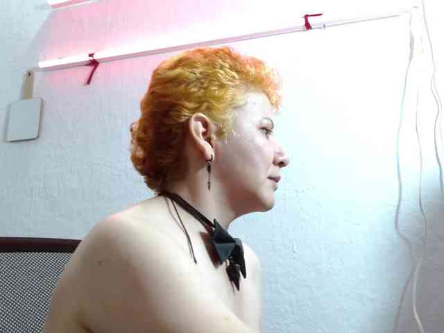 sharon-mom webcam