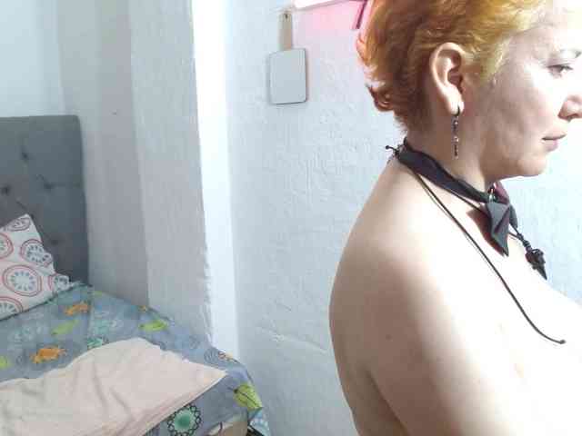 sharon-mom webcam