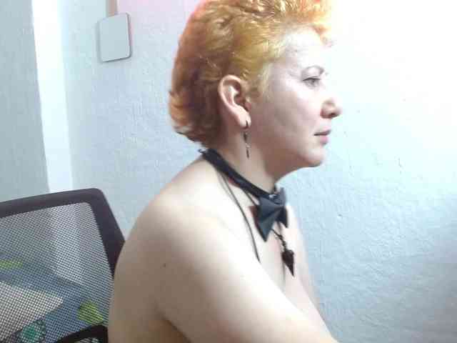 sharon-mom webcam