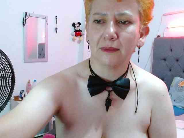 sharon-mom webcam