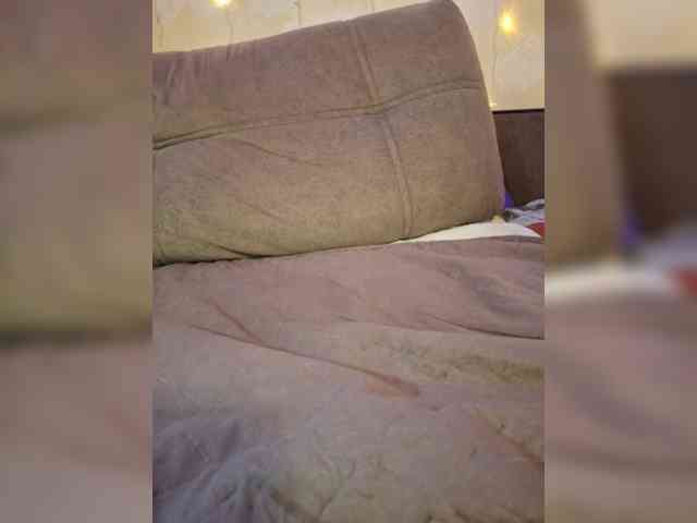 -Alena-a webcam