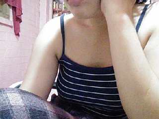 Image capture of hornylittleprincess69