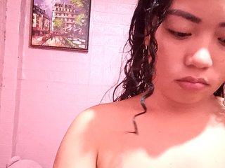 hornylittleprincess69