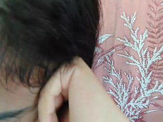 Image capture of hornylittleprincess69