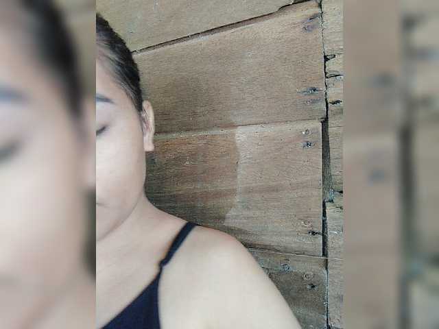 hornylittleprincess69