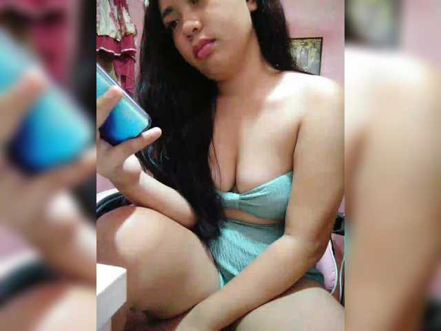 hornylittleprincess69