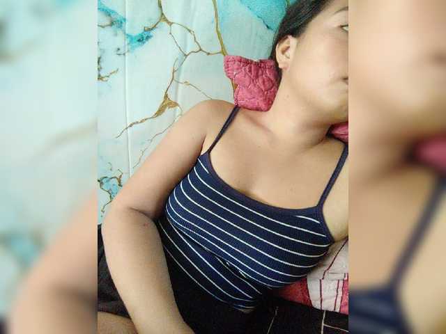 XXhornywetprincess99XX live webcam show