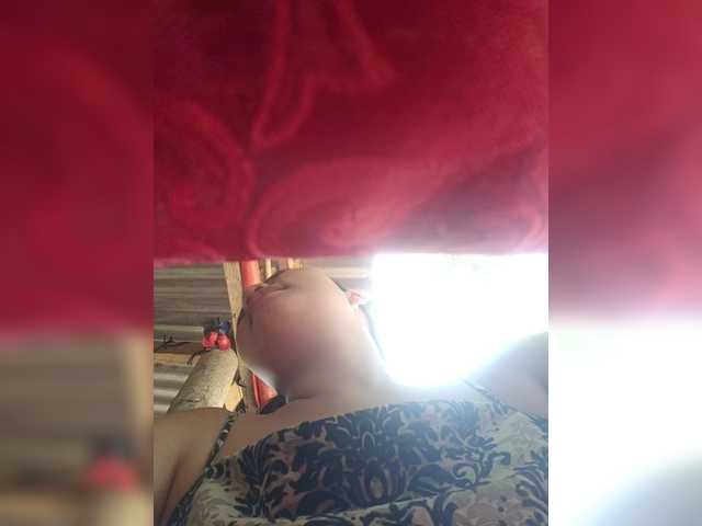 XXhornywetprincess99XX live cam