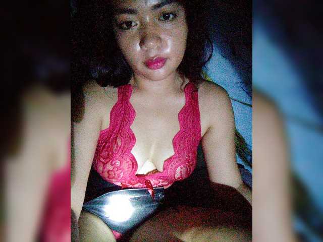XXhornywetprincess99XX live webcam show
