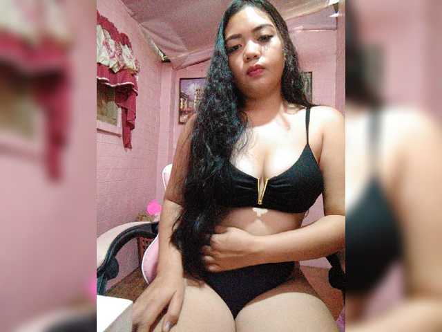 hornylittleprincess69