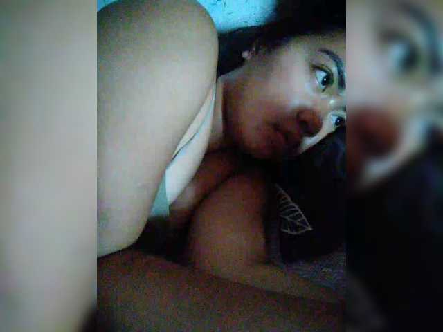 hornylittleprincess69 live cam preview