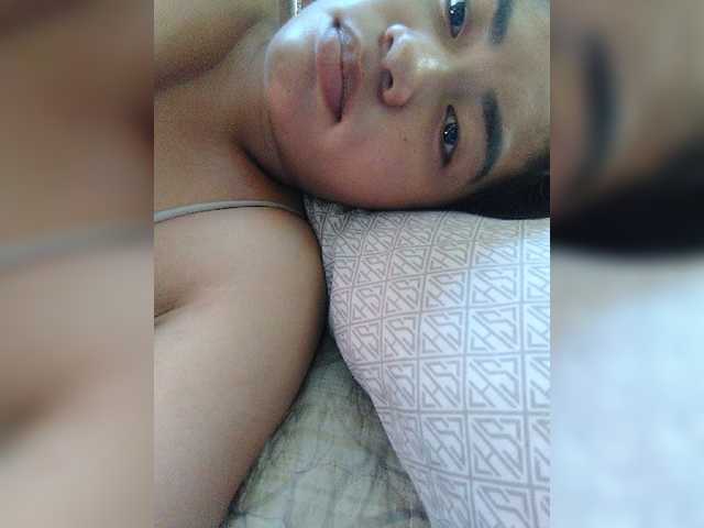 hornylittleprincess69 live webcam show