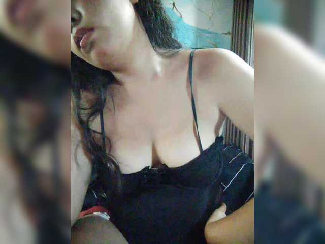 hornylittleprincess69