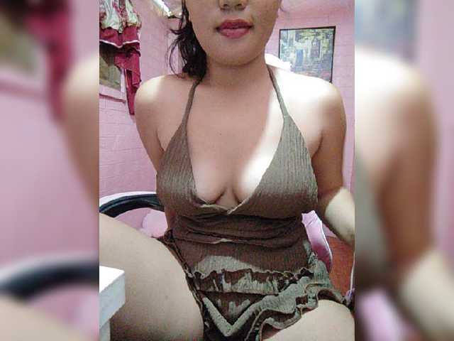 XXhornywetprincess99XX live cam