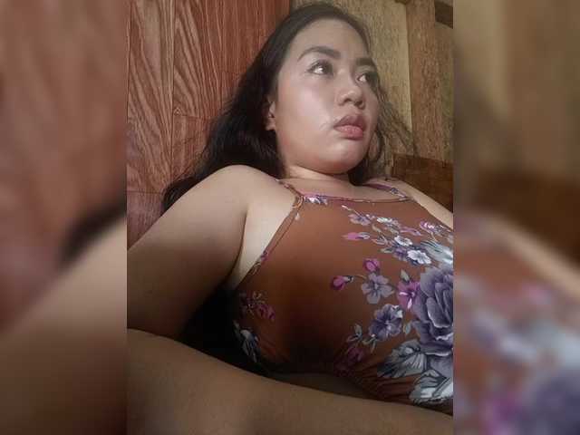 hornylittleprincess69 live webcam show