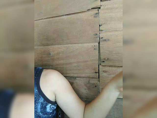hornylittleprincess69