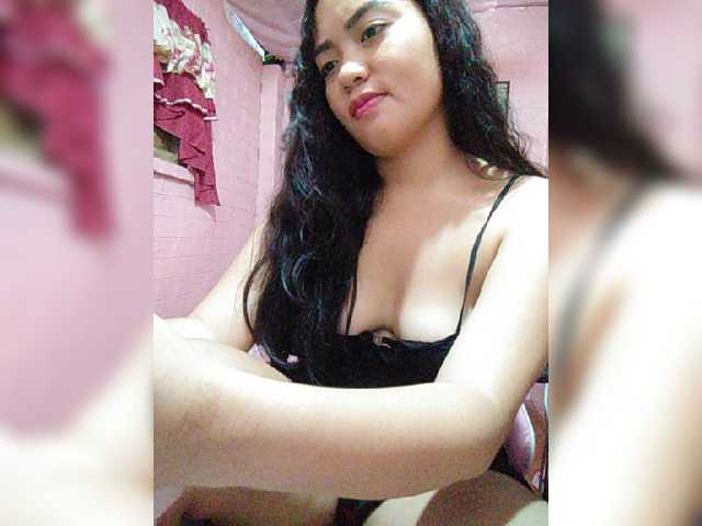 XXhornywetprincess99XX live cam