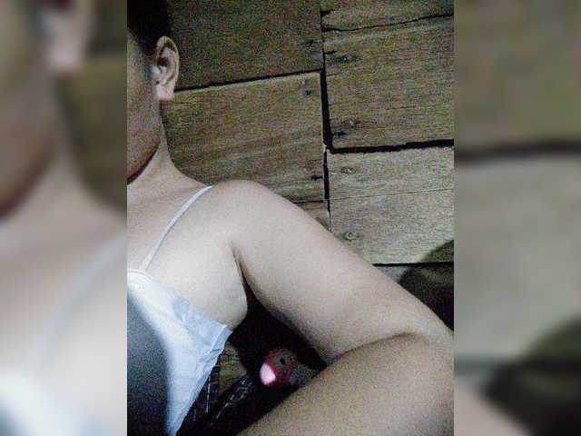 hornylittleprincess69
