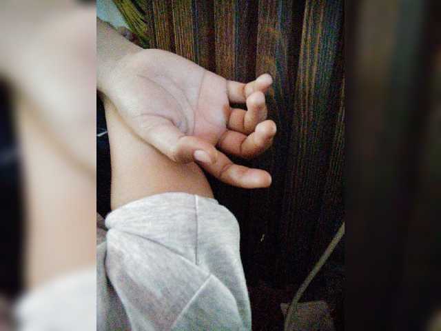 hornylittleprincess69