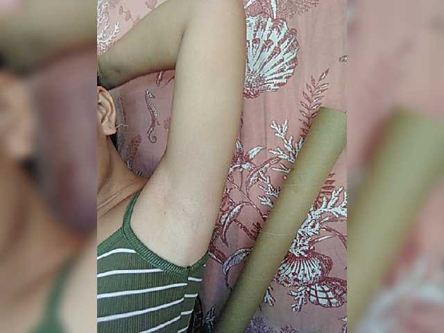 hornylittleprincess69