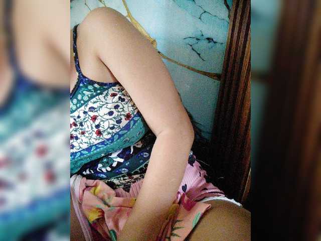 xxhornywetprincess99xx cam belle
