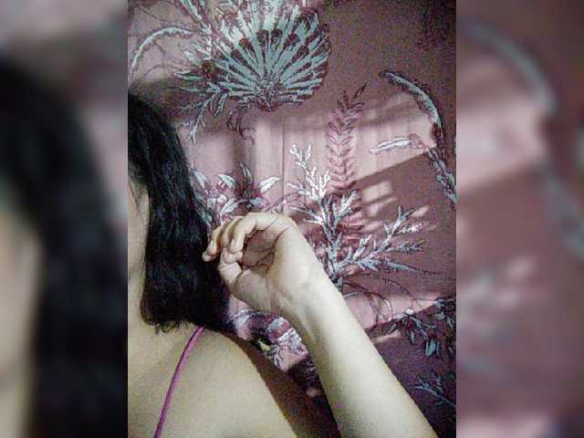 XXhornywetprincess99XX live cam