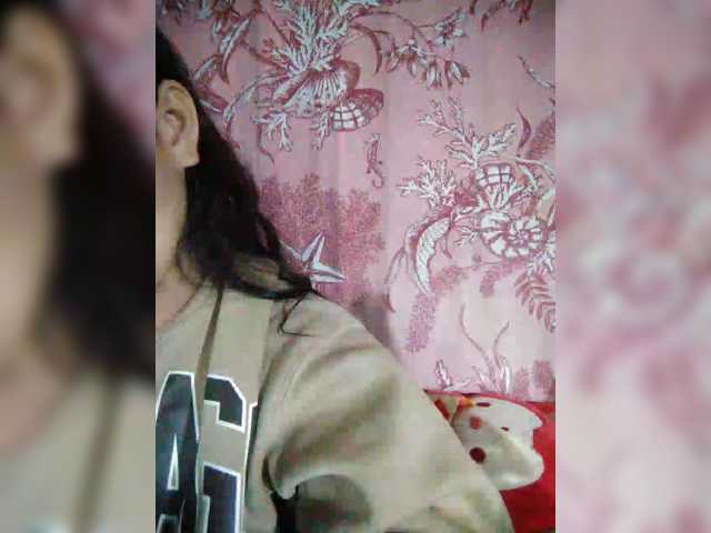 hornylittleprincess69