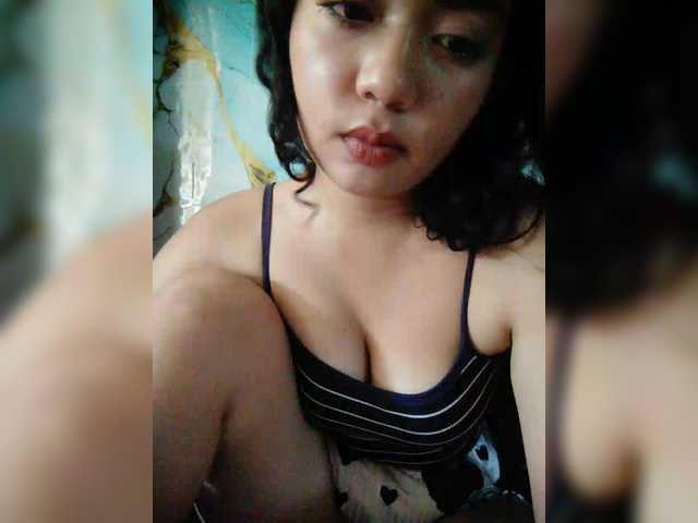 XXhornywetprincess99XX live webcam show