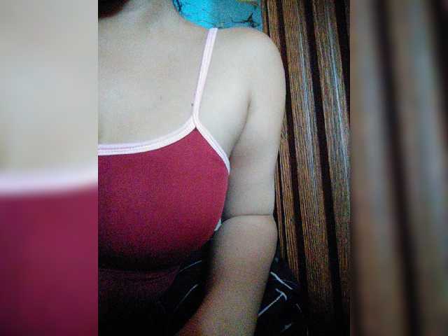 hornylittleprincess69 live cam preview