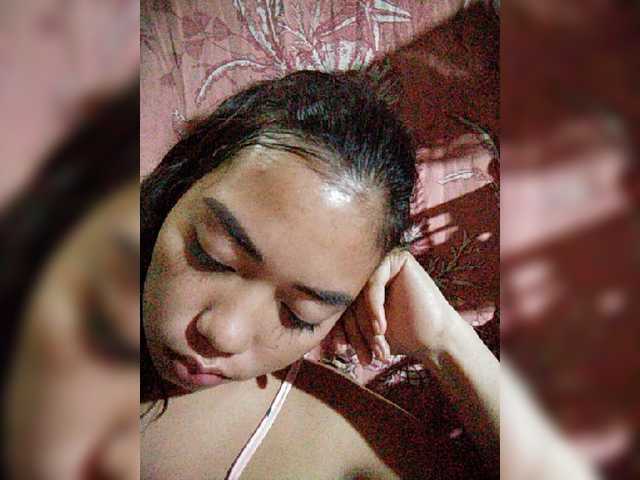 XXhornywetprincess99XX live cam