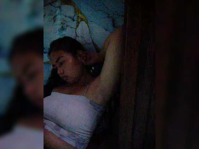 hornylittleprincess69 live cam preview
