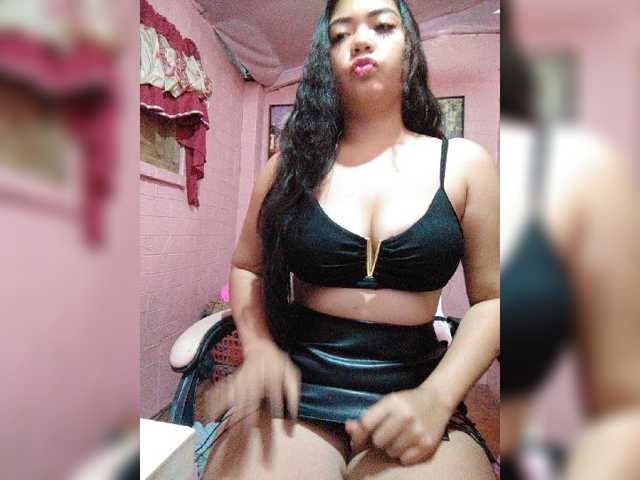 hornylittleprincess69