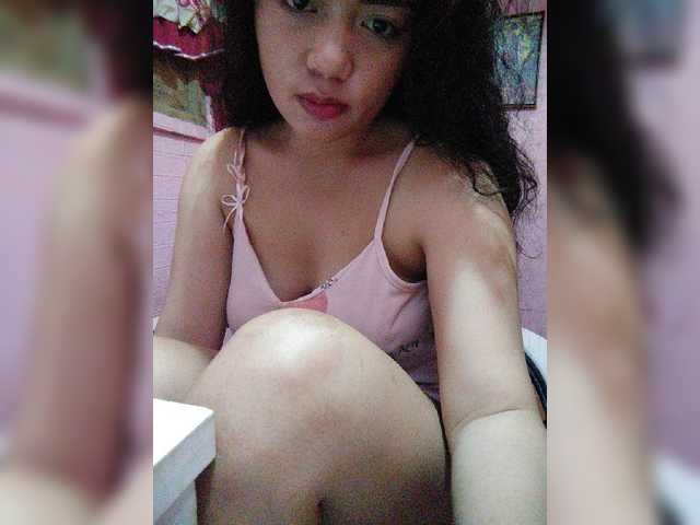 hornylittleprincess69 live webcam show