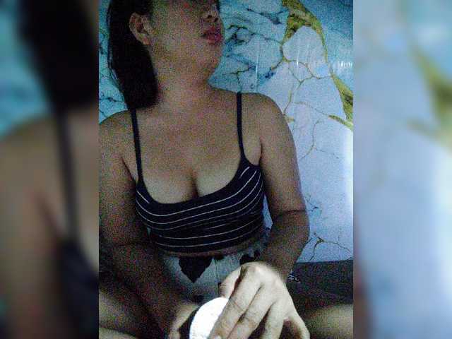 XXhornywetprincess99XX live webcam show