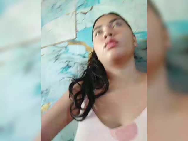 hornylittleprincess69