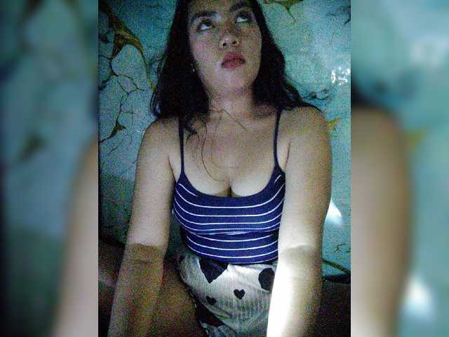 XXhornywetprincess99XX live webcam show
