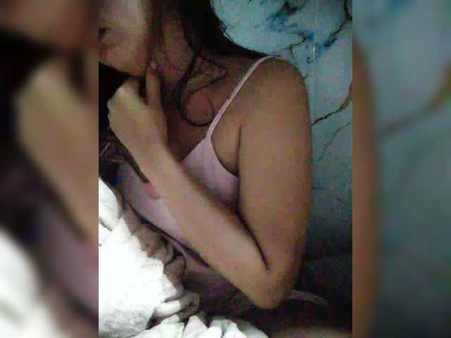 hornylittleprincess69 live webcam show