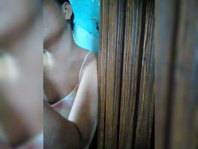 xxhornywetprincess99xx cam belle