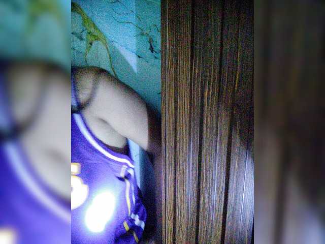 XXhornywetprincess99XX live webcam show
