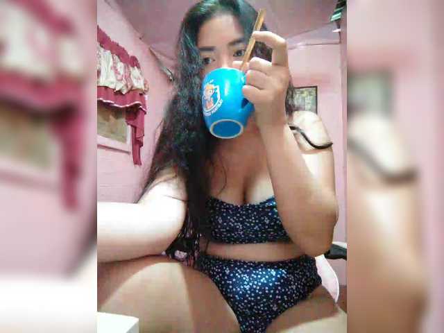 hornylittleprincess69