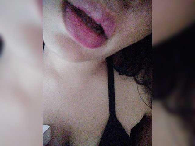 XXhornywetprincess99XX live webcam show