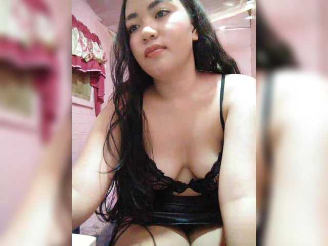 XXhornywetprincess99XX live cam