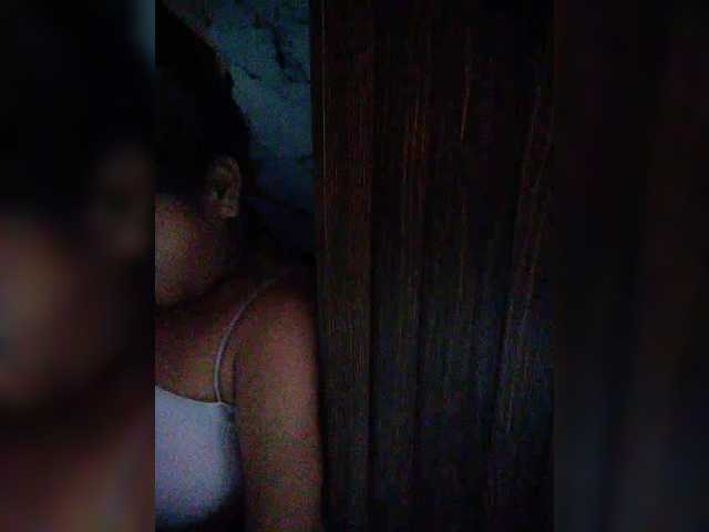 hornylittleprincess69