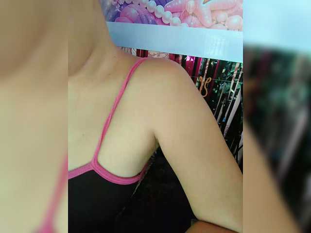 hornylittleprincess69