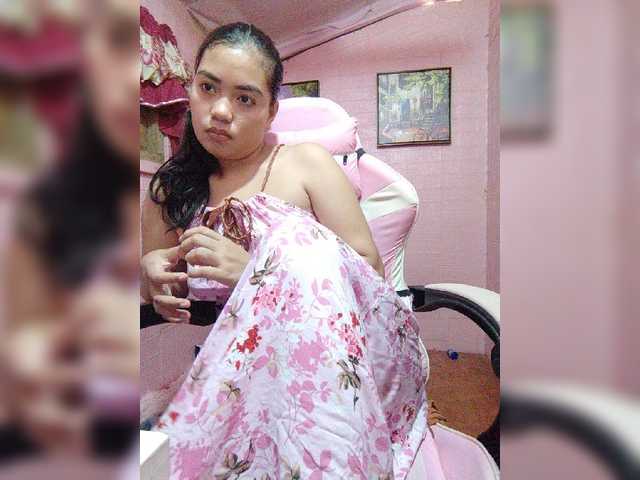 hornylittleprincess69 live webcam show