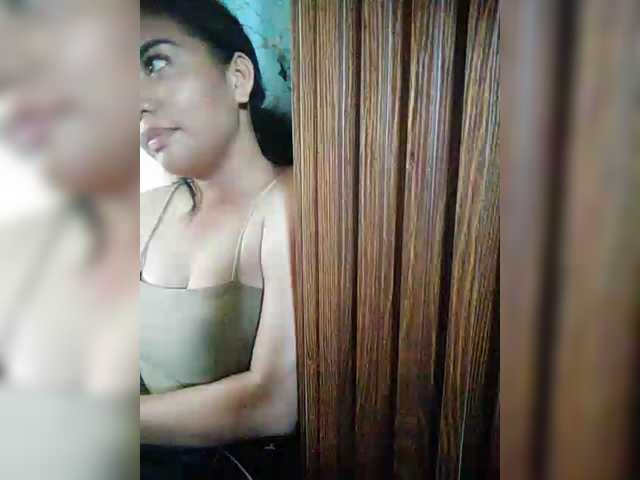 xxhornywetprincess99xx live sex show