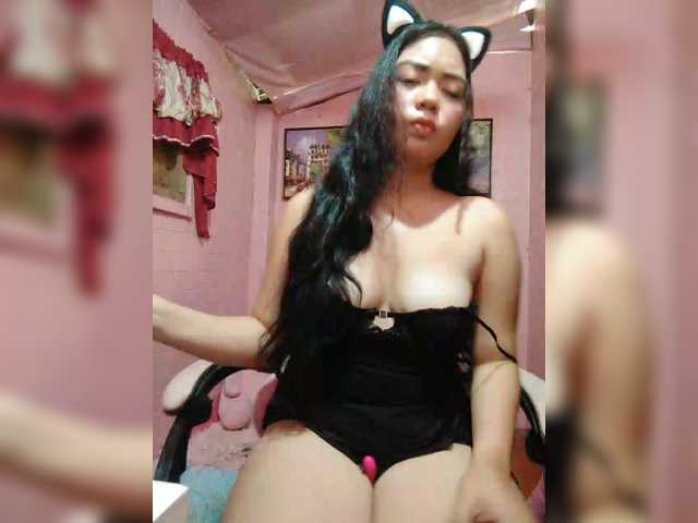 hornylittleprincess69 live cam preview