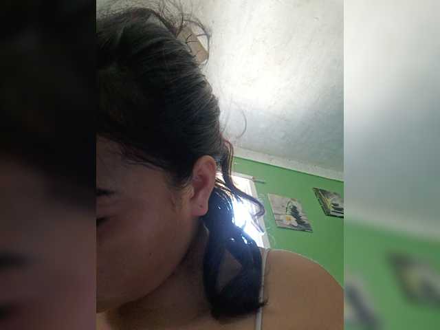 hornylittleprincess69