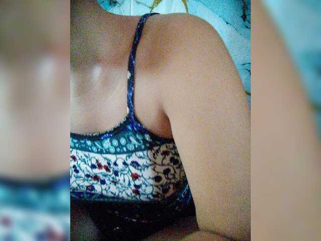 XXhornywetprincess99XX live cam on BongaCams