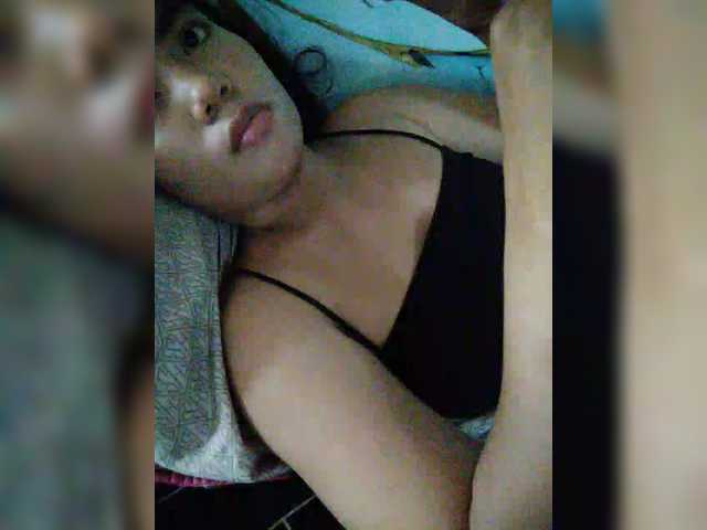 XXhornywetprincess99XX Cam en direct sur BongaCams